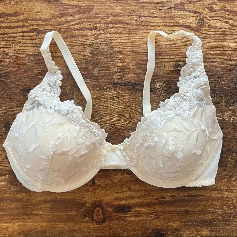 Vintage Wonderbra Cream Lace Underwire Padded Bra 36C